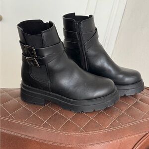 Soda Black Ankle Boots with Double Buckle